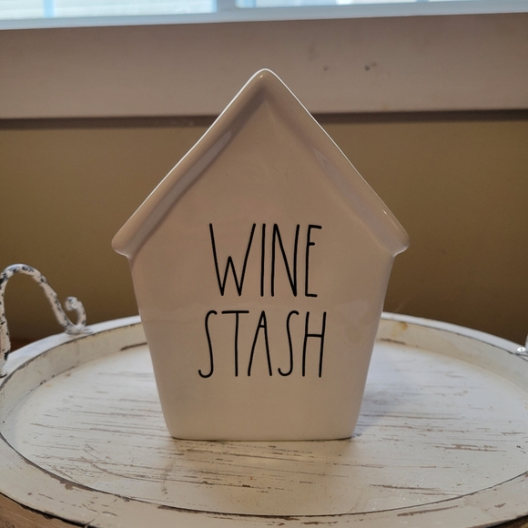 Rae dunn - Picture 1 of 1